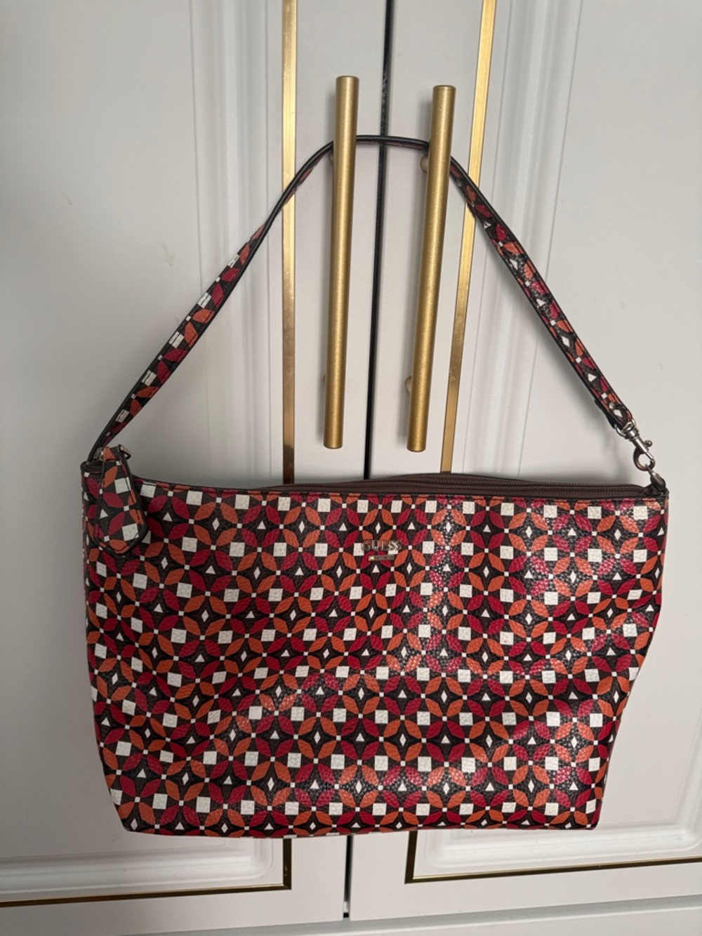 Guess Patterned Red & Pink Shoulder Bag - Stylish Women's Tote
